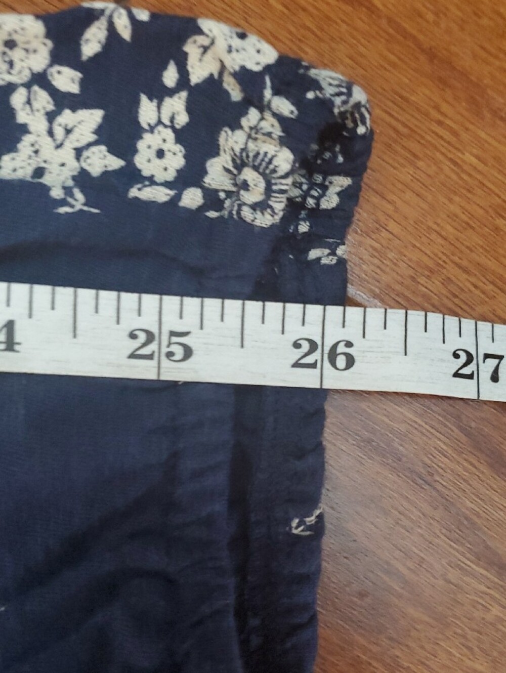 Lucky Brand 2X navy blue floral Printed Top - Picture 5 of 10